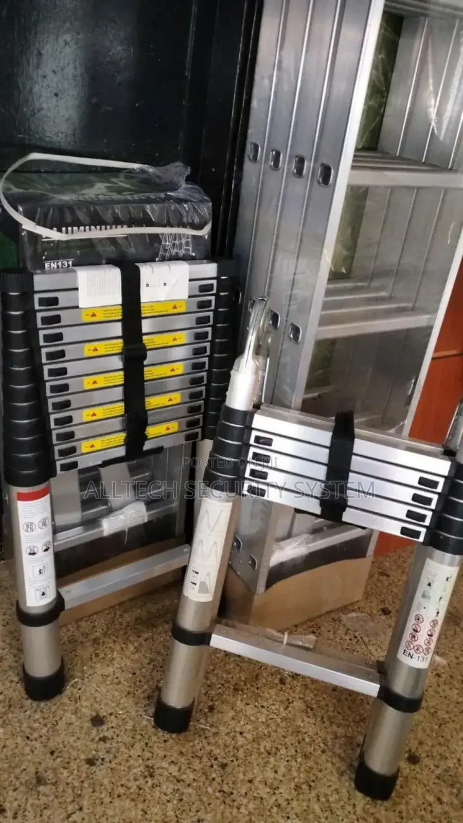 3.8m Single Telescopic Ladder