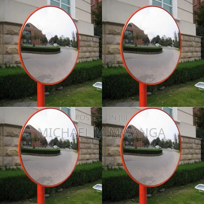 Wide-Angle 160° Convex Safety Mirror
