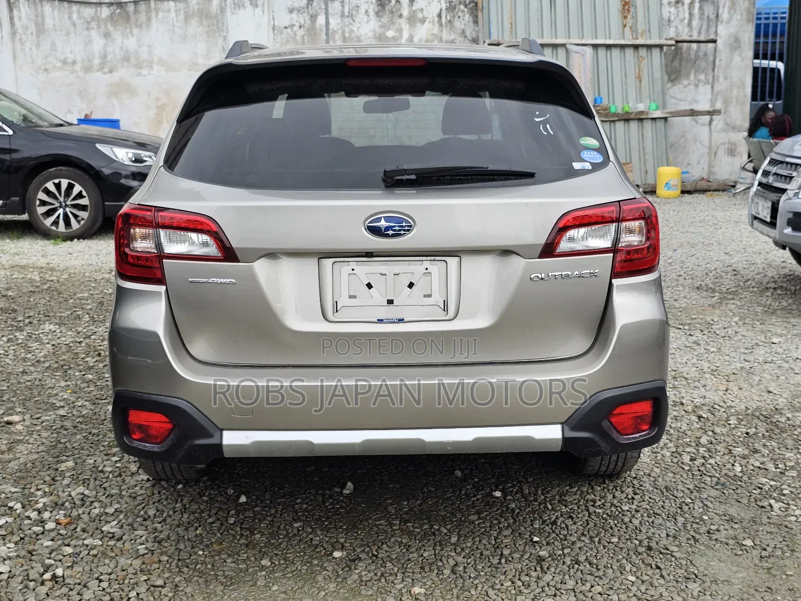 Subaru Outback 2.5i Premium AWD 2017 Gold