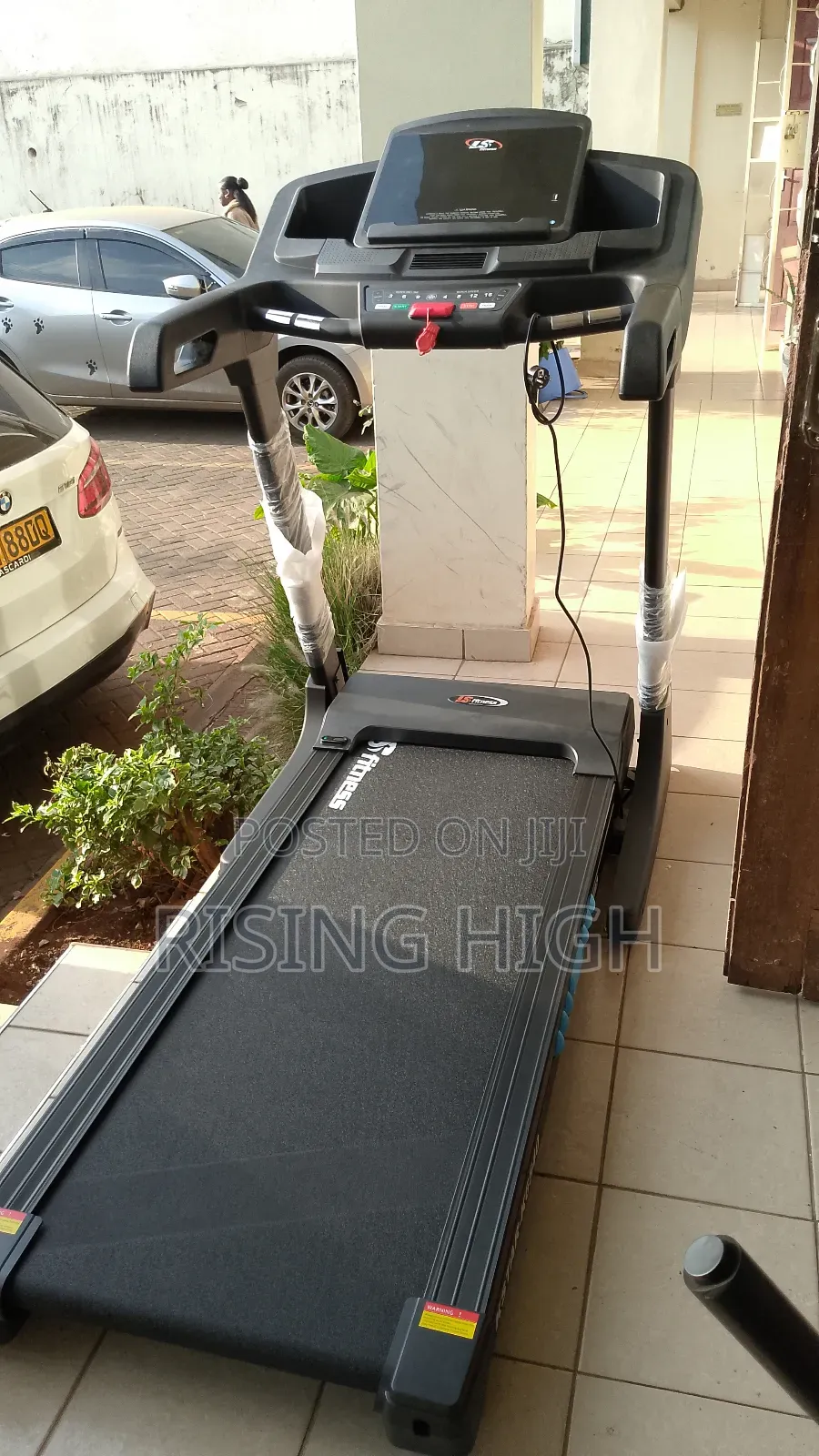 22km/H Ls Fitness Heavy-Duty Running Machine
