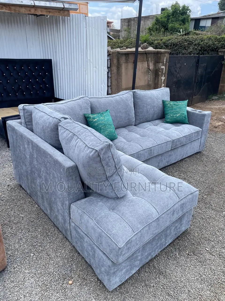 Compact Comfort Corner Seat