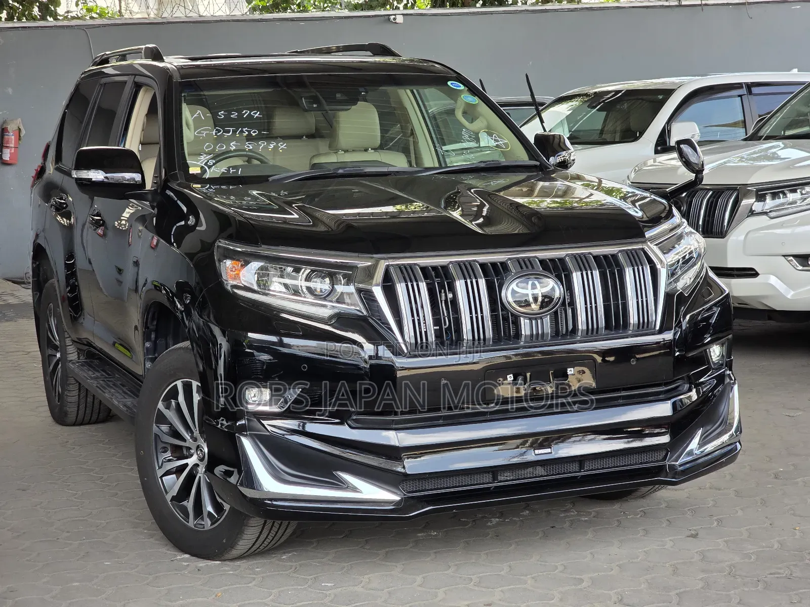 Toyota Land Cruiser Prado 2.8 2021 Black