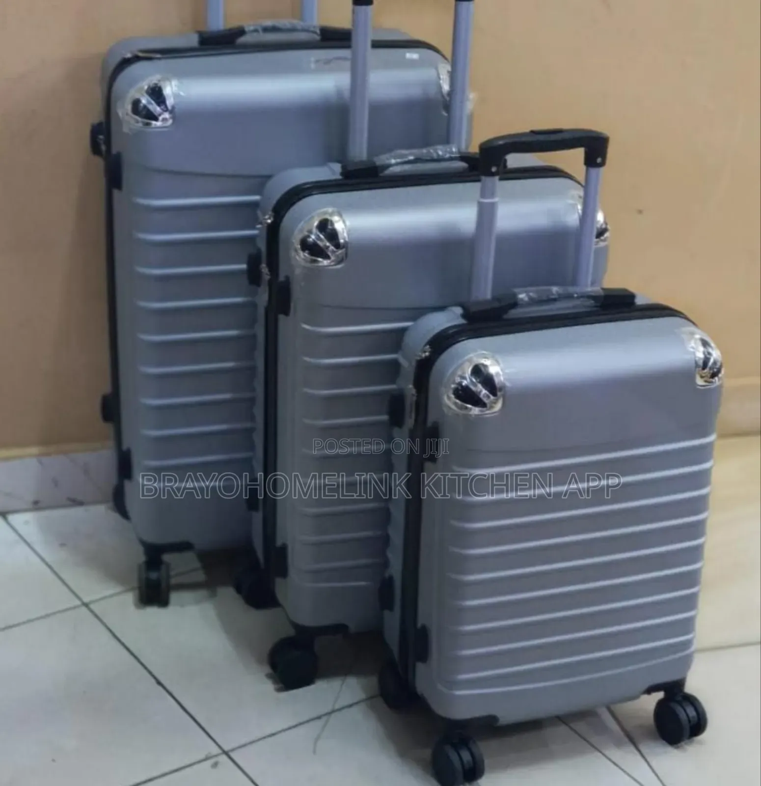 3 in 1 Luxurious Fibre Laxurious Suitcase