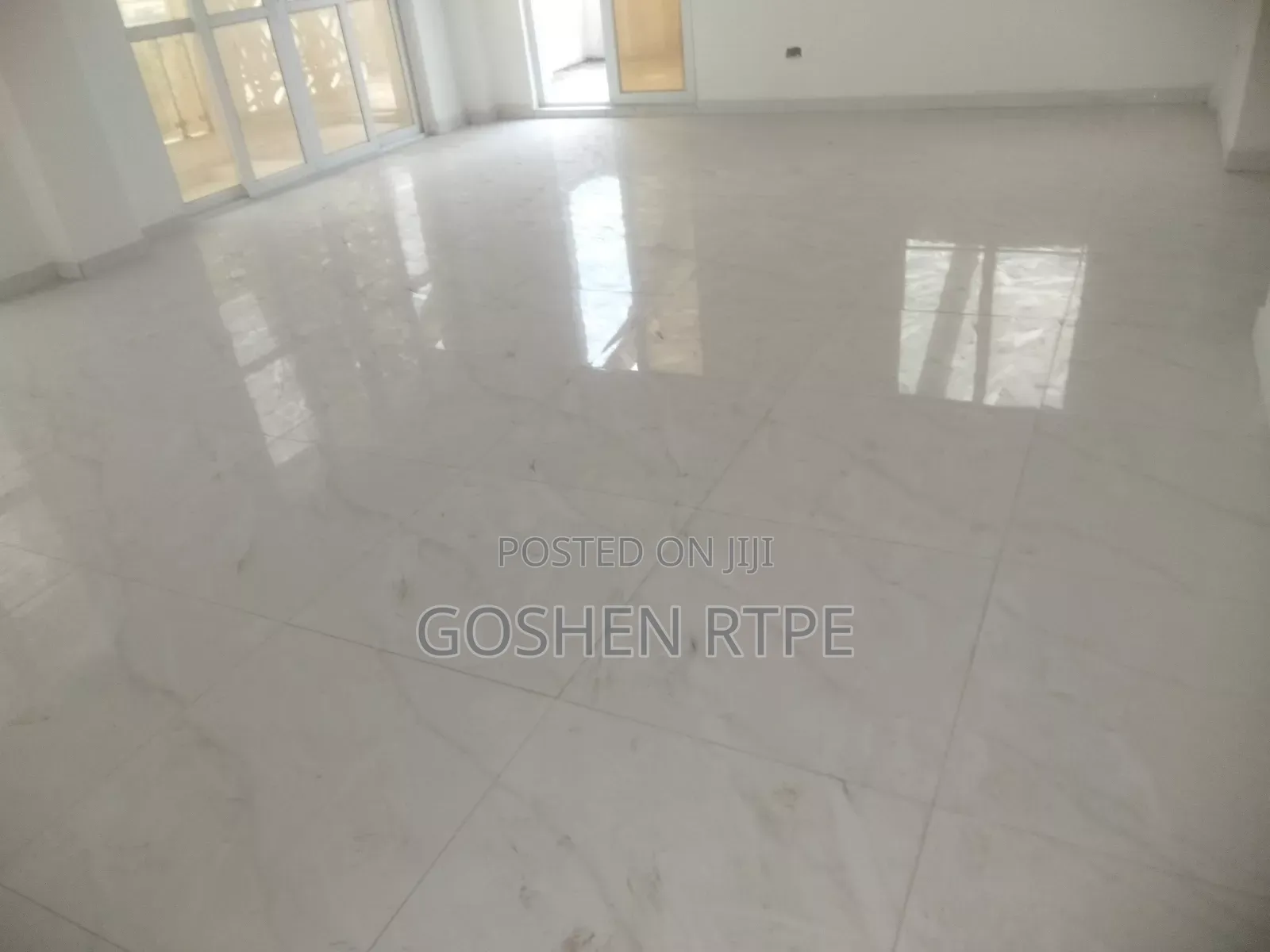 5bdrm Penthouse in Mvita - Saba Saba for rent