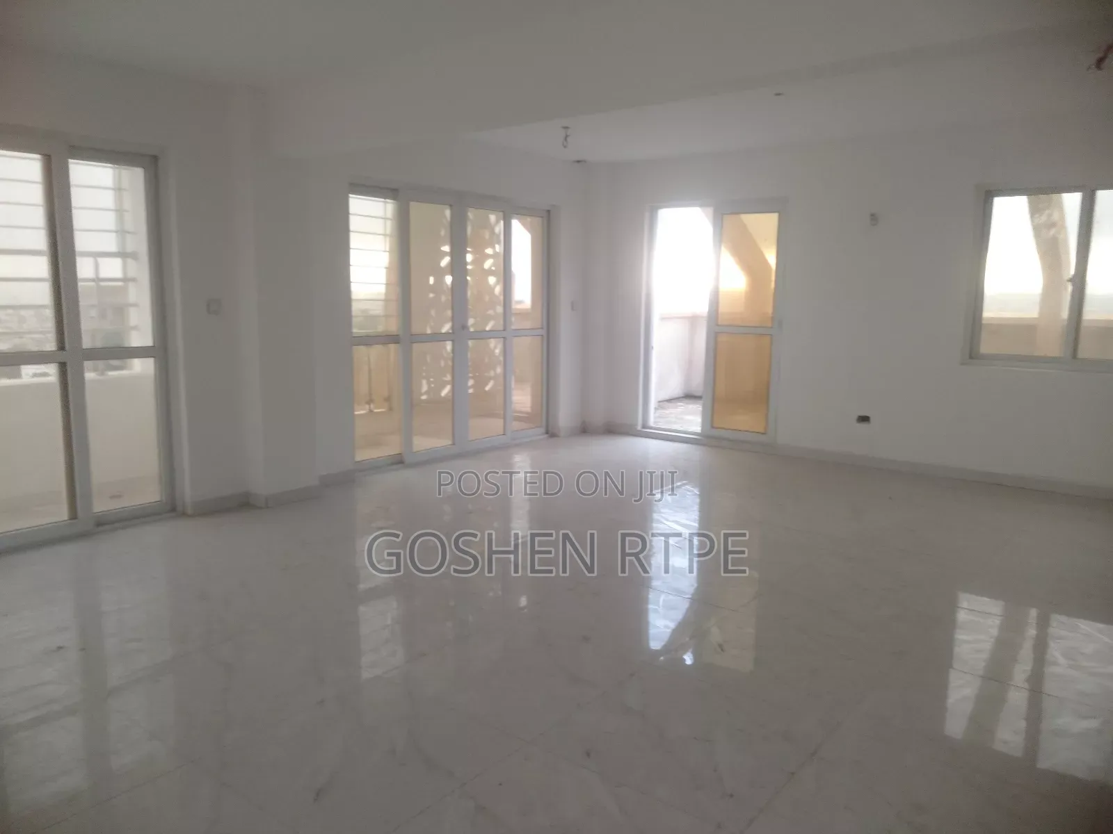 5bdrm Penthouse in Mvita - Saba Saba for rent