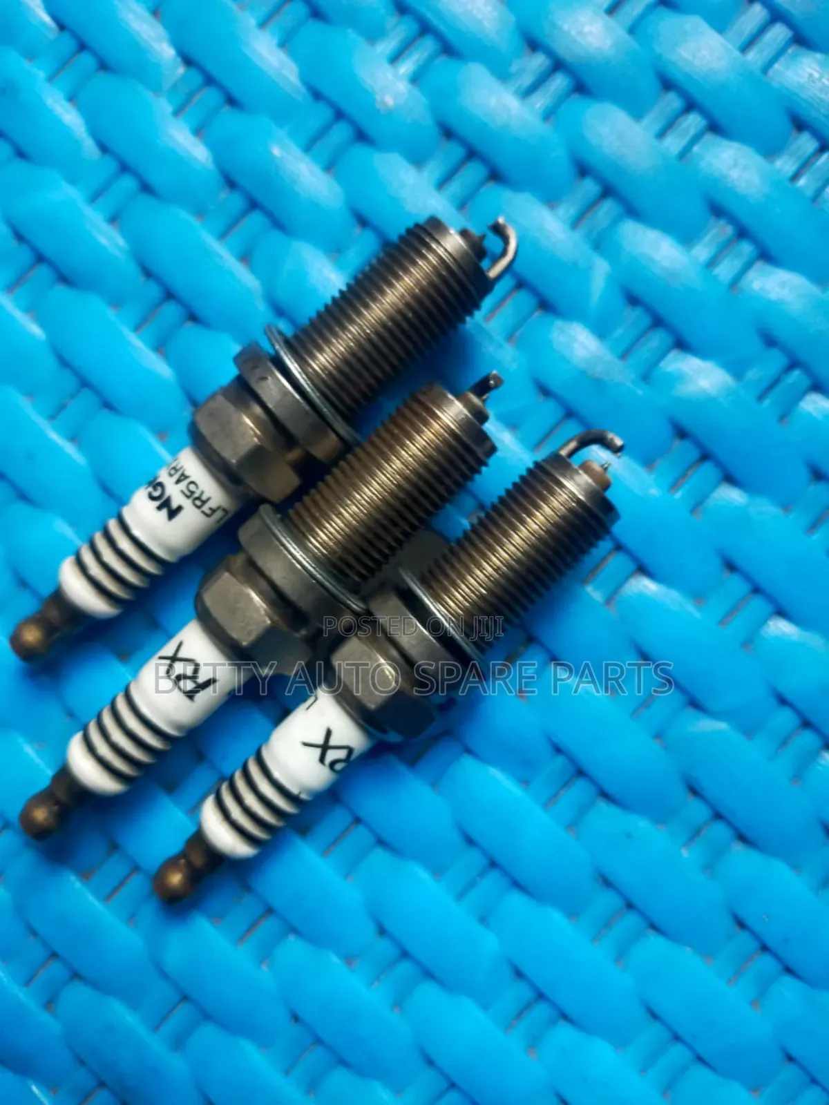 Subaru Legacy Plugs