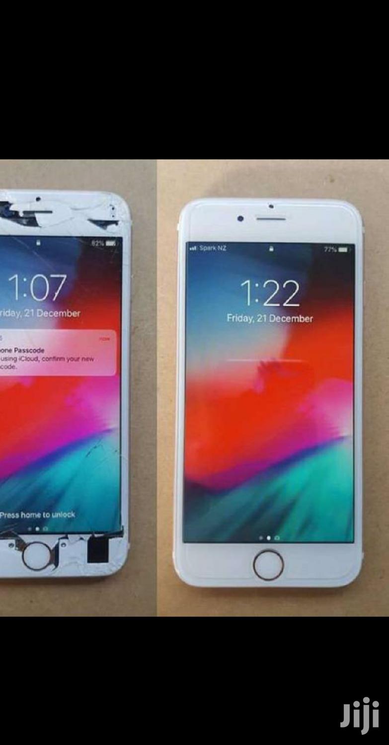iPhones Screens Repair Quality Job