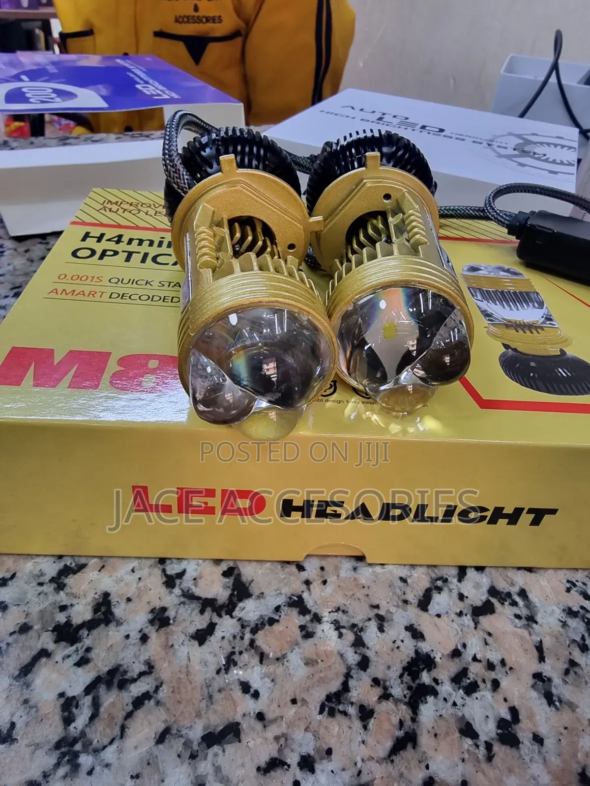 H4 M8 Mini Projector 160w