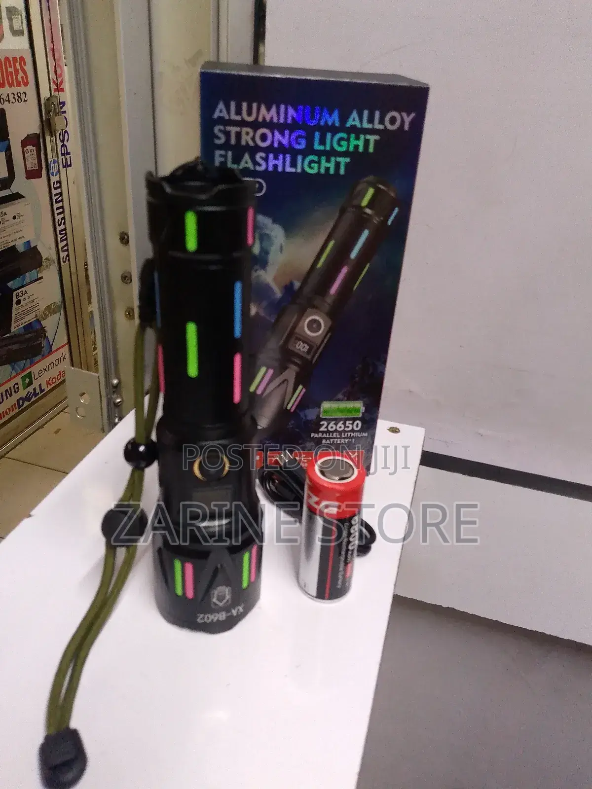 Aluminum Alloy Strong Light Flashlight Which Uses Lithium Battery 3.7v