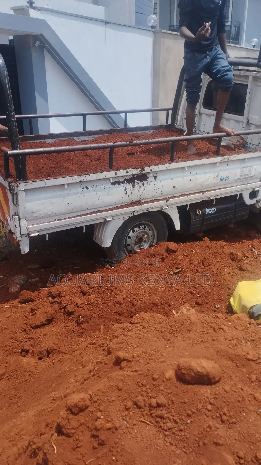 A Pickup of Redsoil,Redsoil