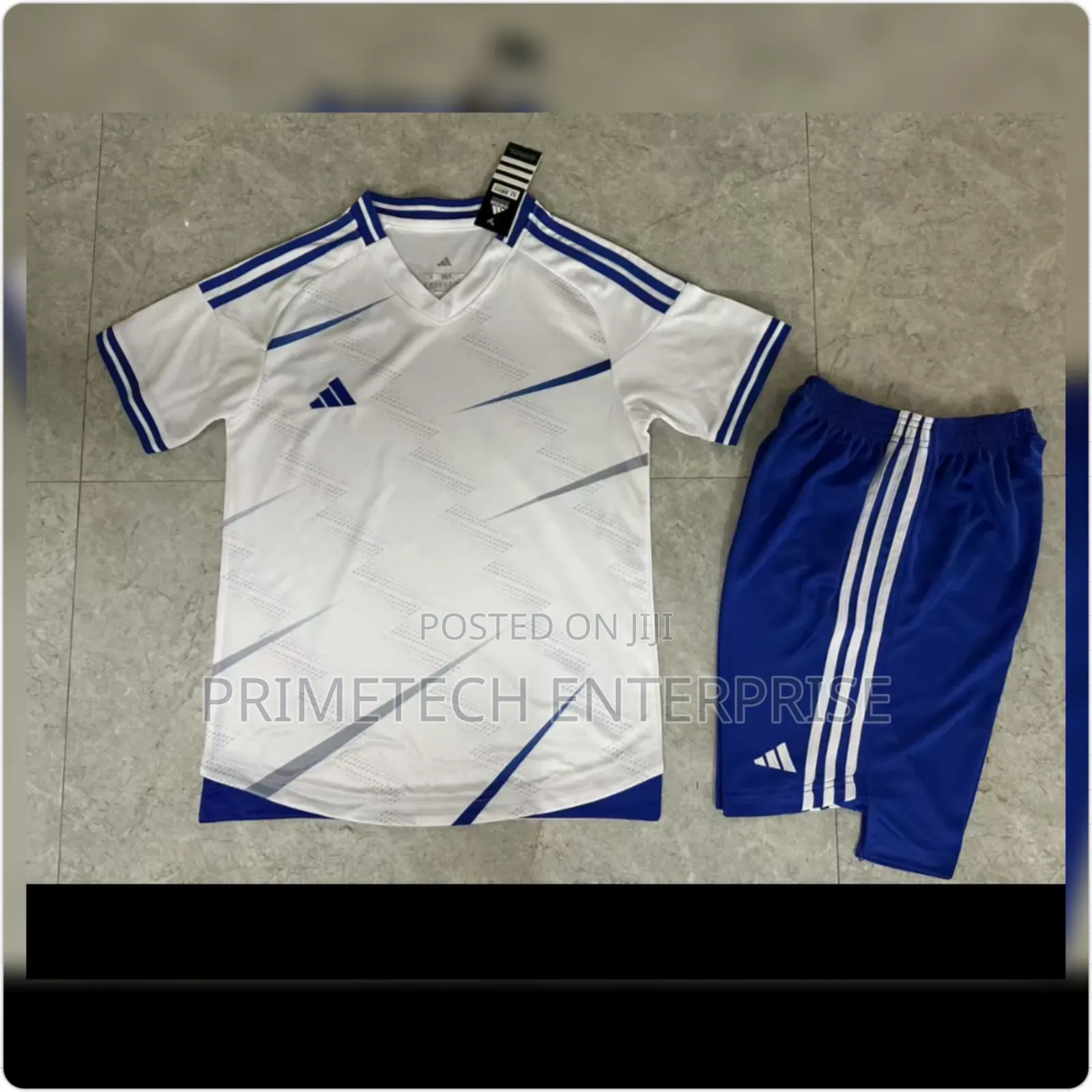 Jersey Set, at Football