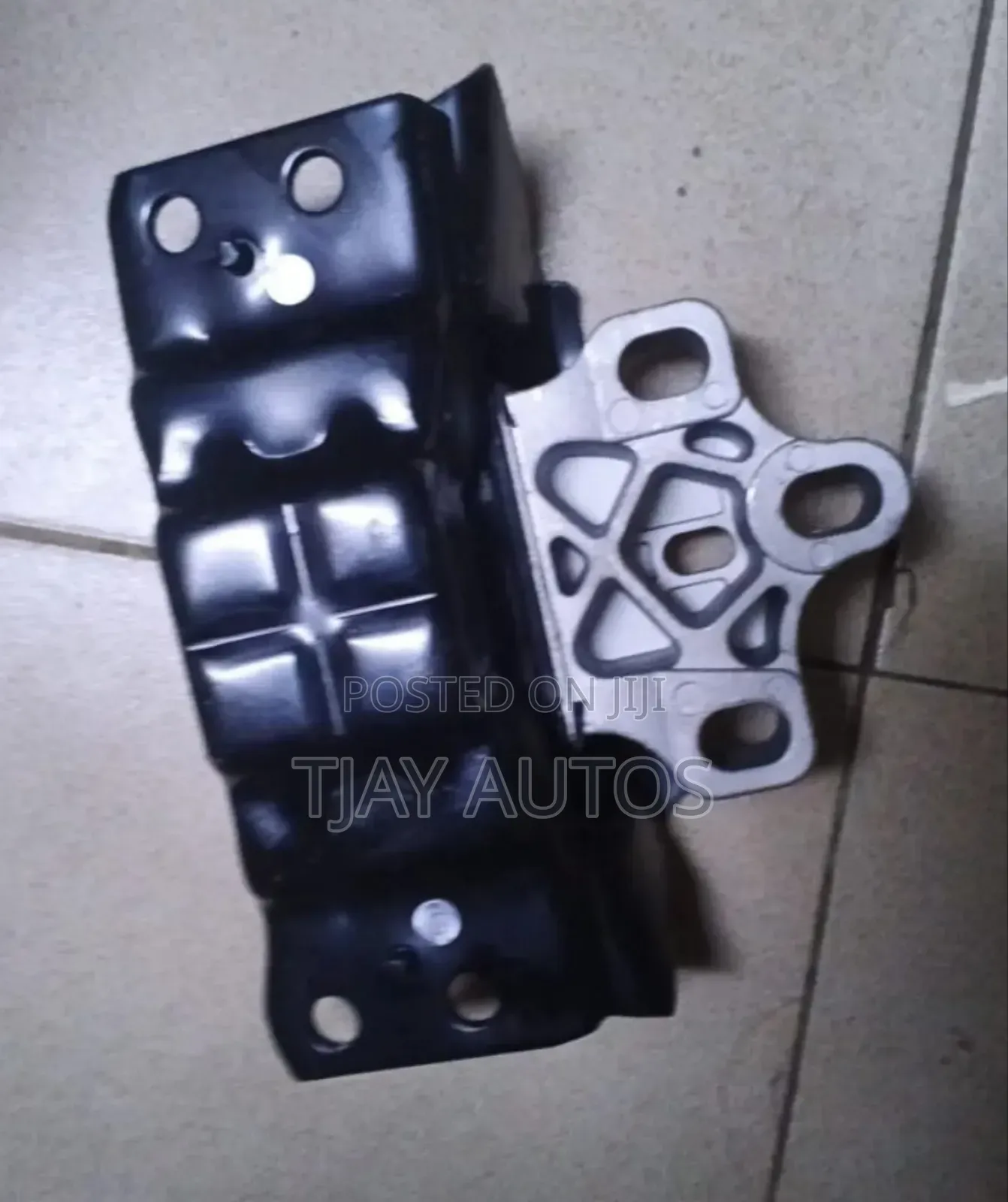 Volkswagen Touran Tiguan 5t Left Gearbox Mounting 5qa199555c