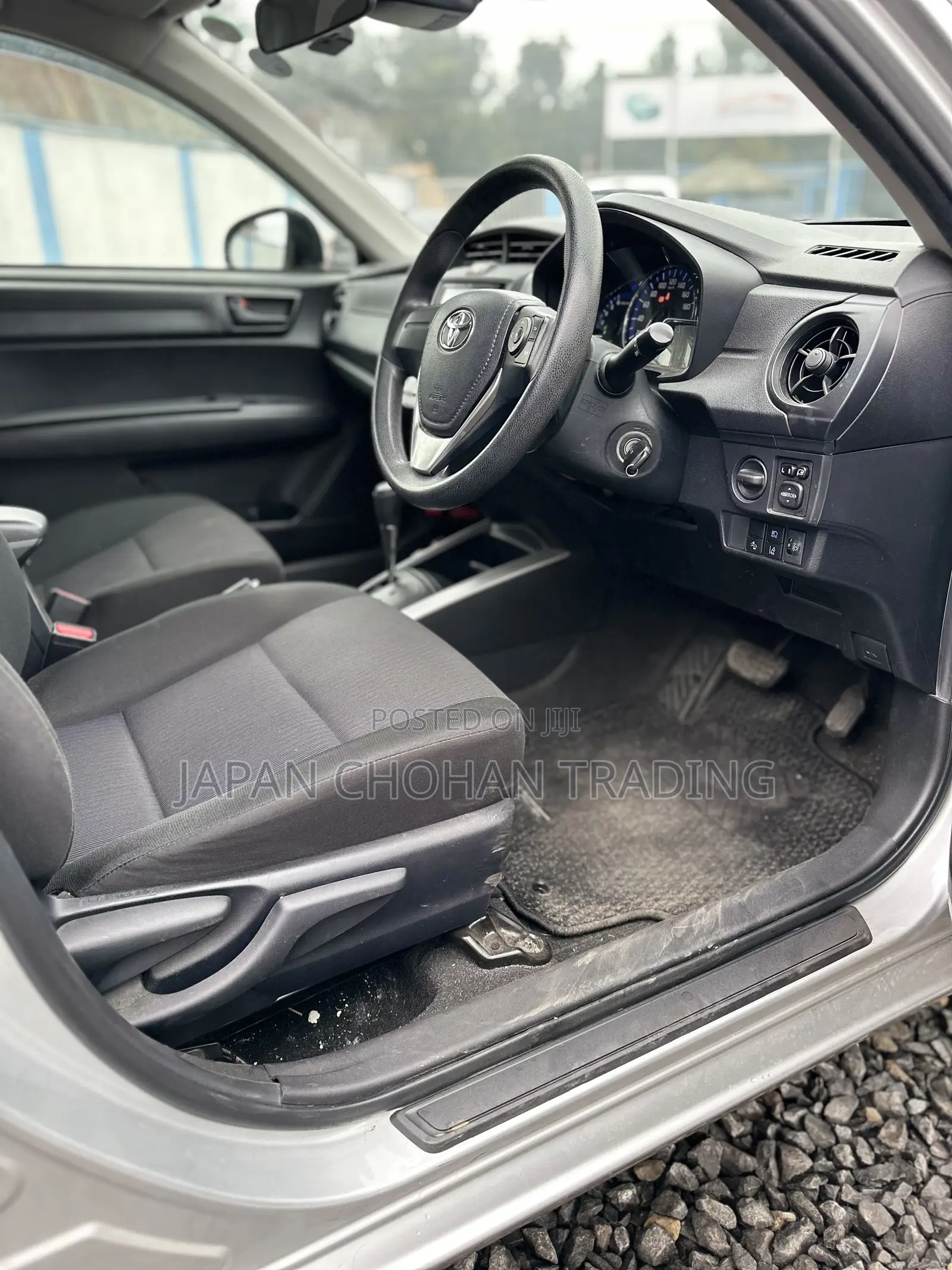 Toyota Corolla Fielder 1.5 Hybrid FWD 2019 Silver
