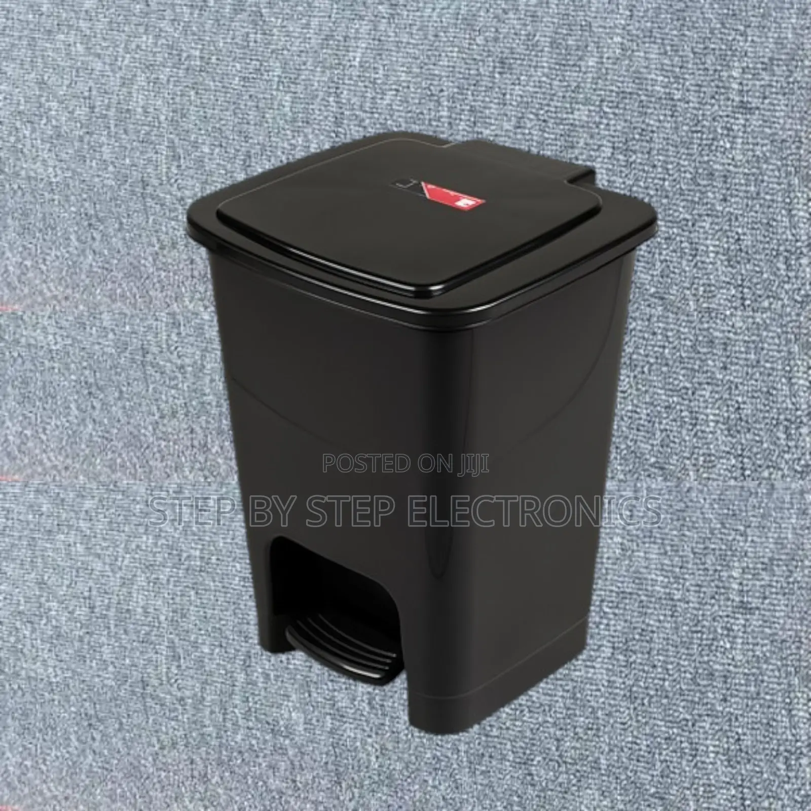 Safe Reliable 30l Hard Plastic Step Pedal Waste Bin Trash Can