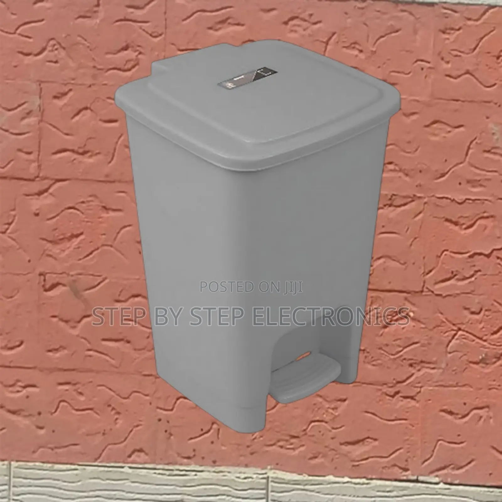 30l Hard Plastic Step Pedal Waste Bin Trash Can – Smooth Foot Pedal