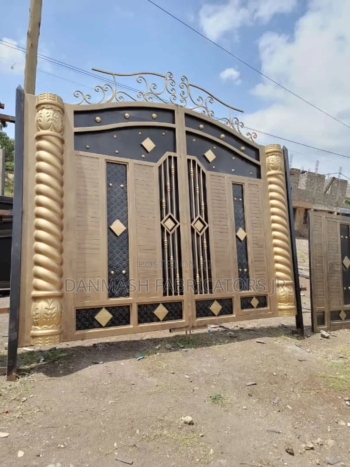 Strong Stylish Metal Gate for Sale
