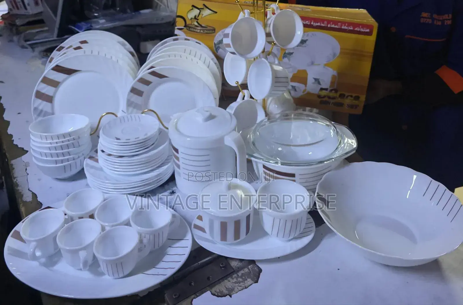 58 PCS Dinner Set