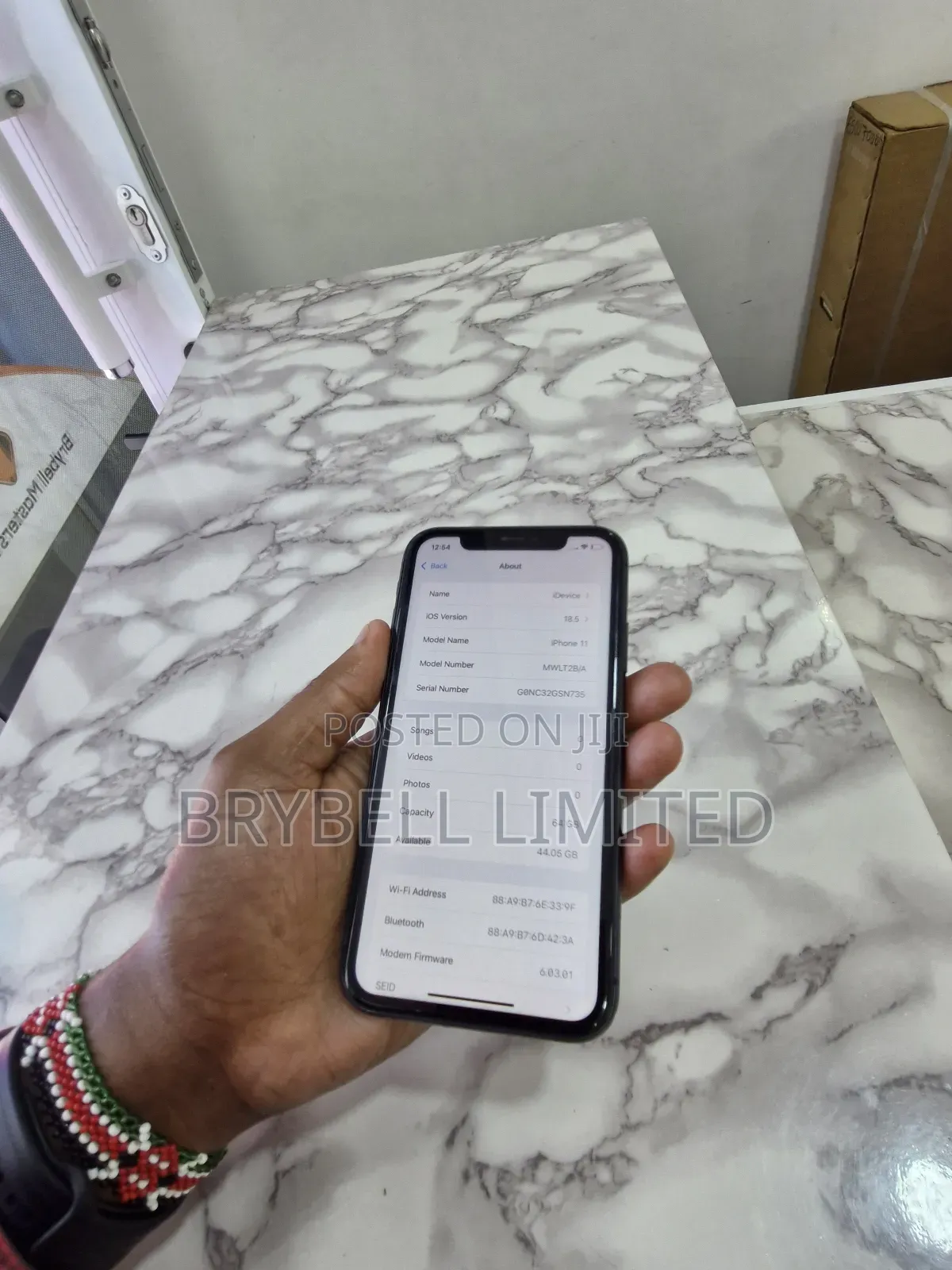 Apple iPhone 11 64 GB Black