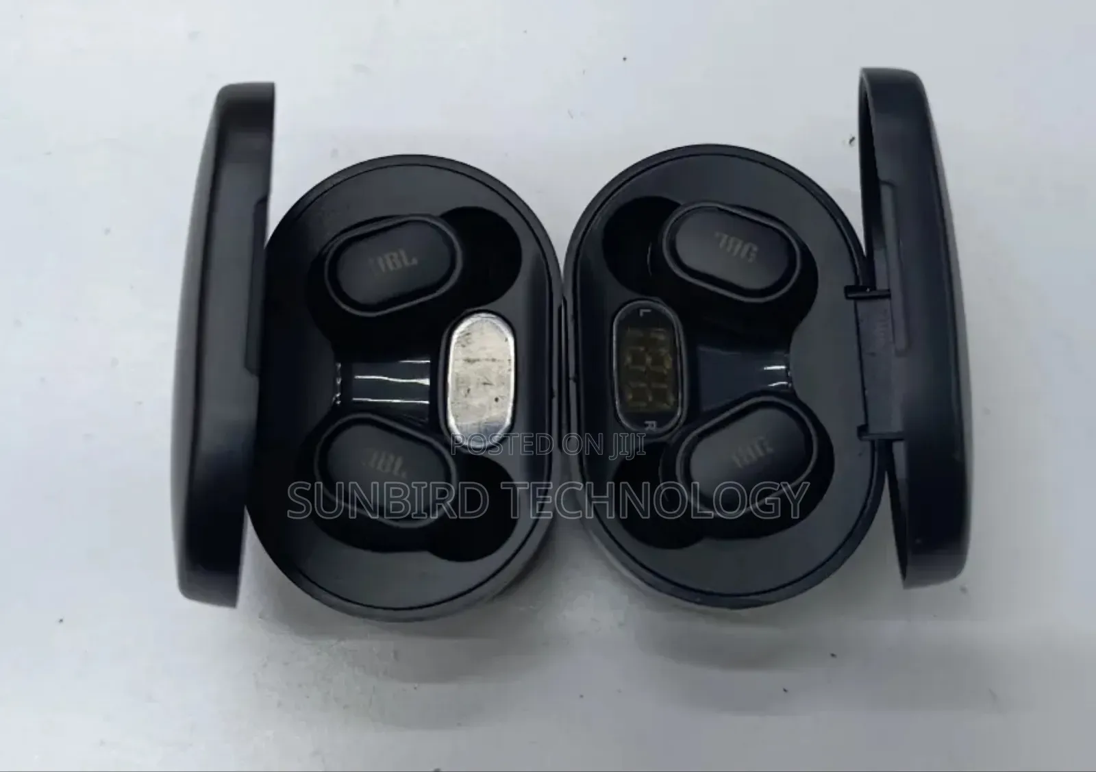 JBL by Harman E7s Earpods