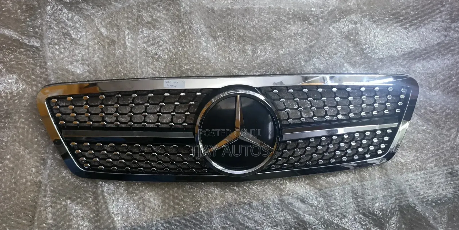 Mercedes C Class W203 Bonnet Grille Diamond