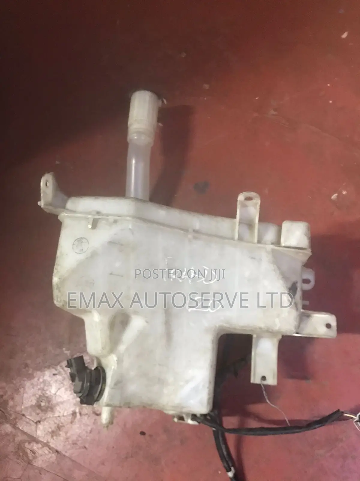 Prado 120 Washer Bottle Complete 2 Motors