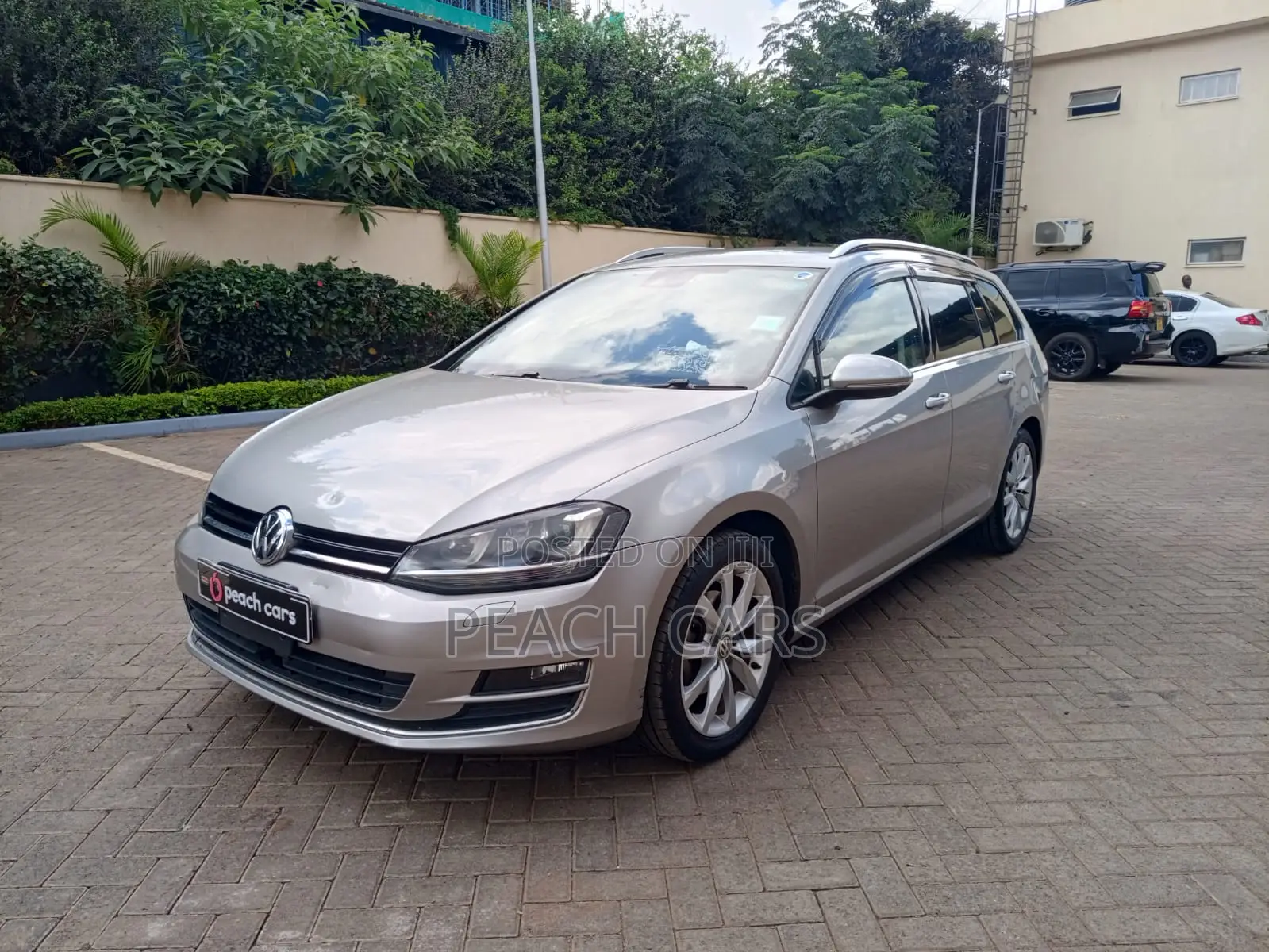 Volkswagen Golf TSI 2-Door FWD 2016 Silver