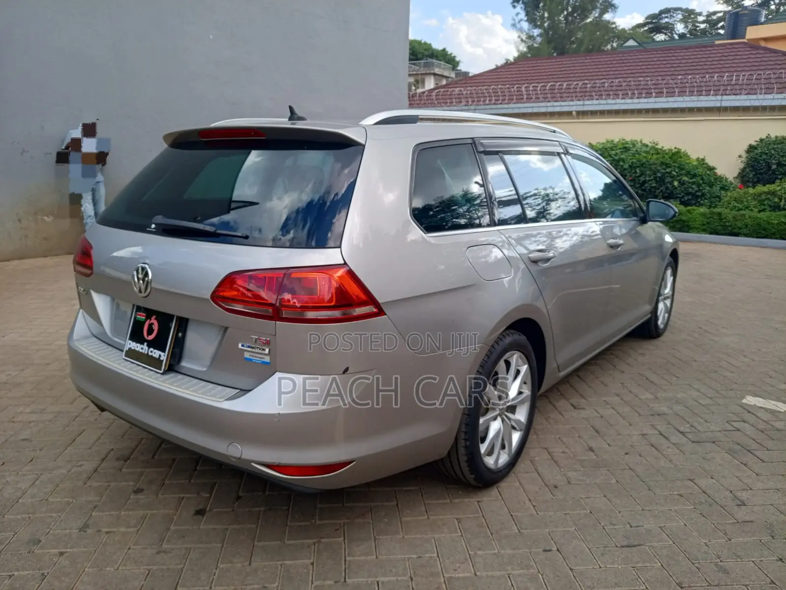 Volkswagen Golf TSI 2-Door FWD 2016 Silver