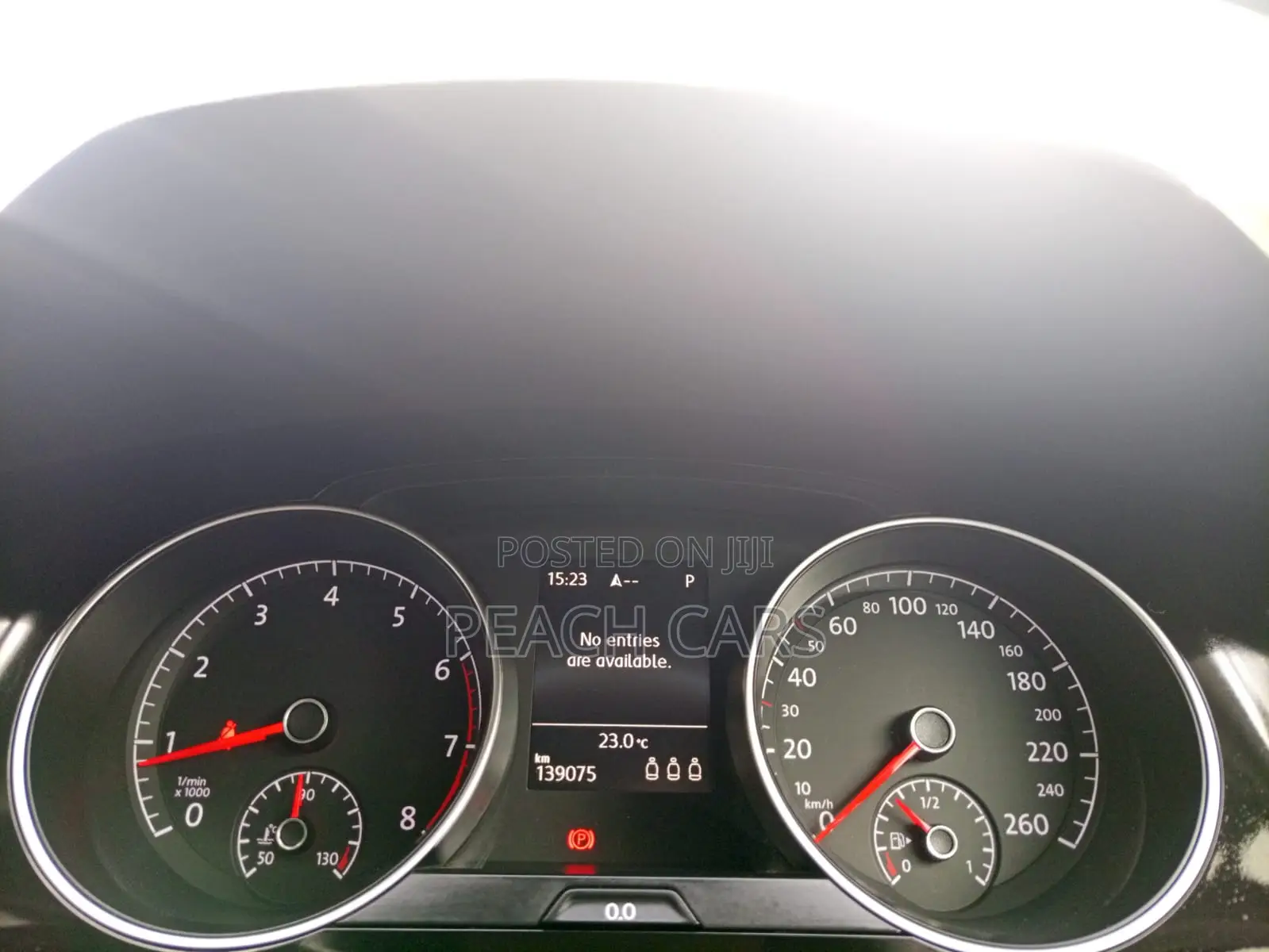 Volkswagen Golf TSI 2-Door FWD 2016 Silver