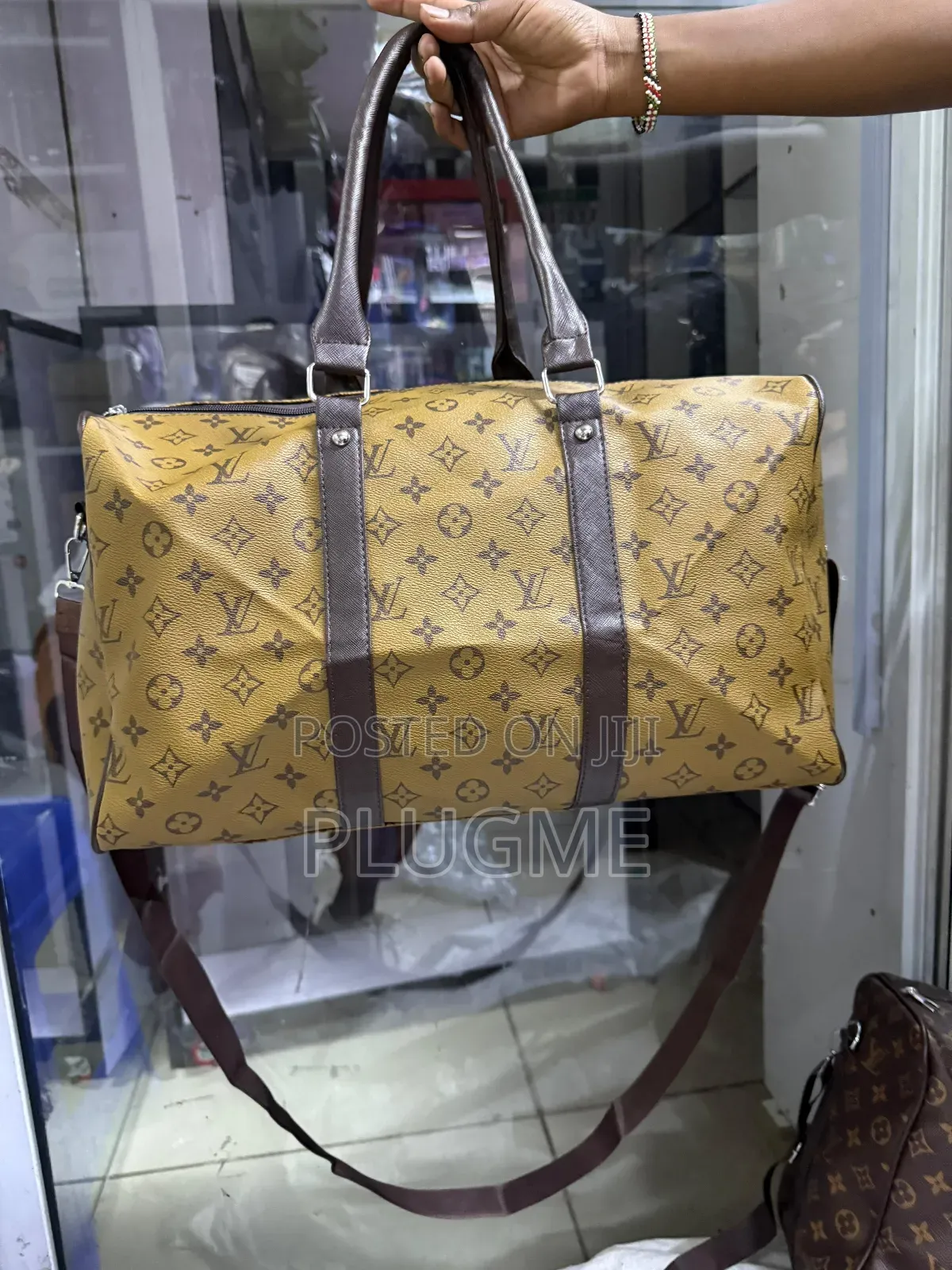 Large Sleek Spacious Duffle Travel Bags Lv