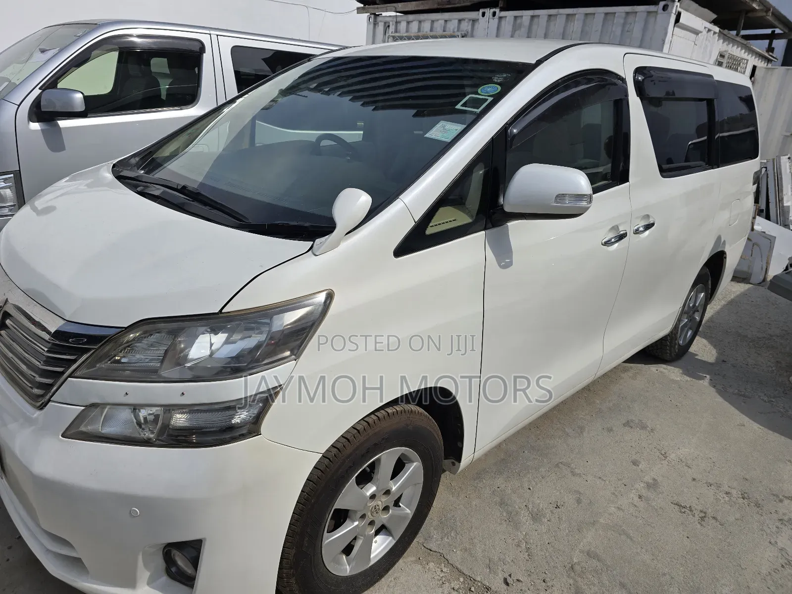 Toyota Alphard 2014 White