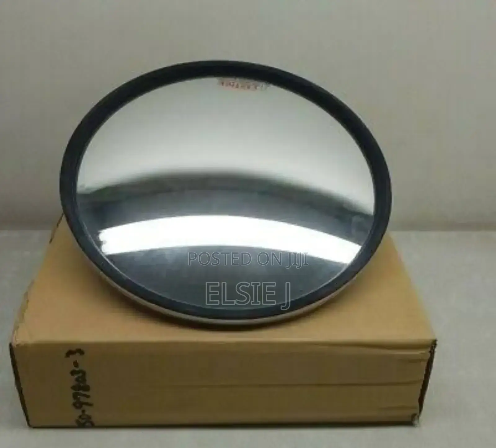 60cm Traffic Convex Mirror – Driveway & Parking Safety
