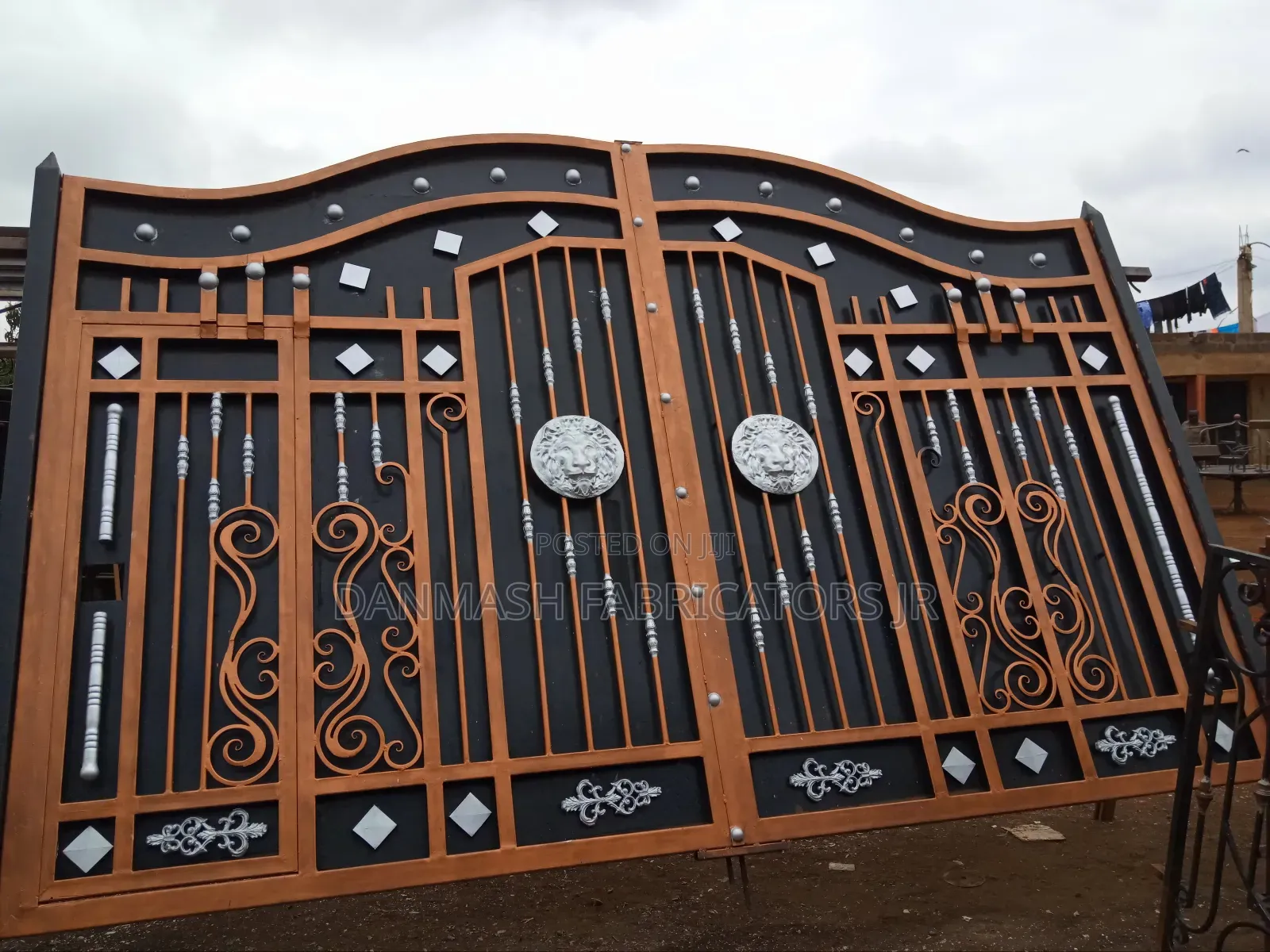 Stylish Strong Gate