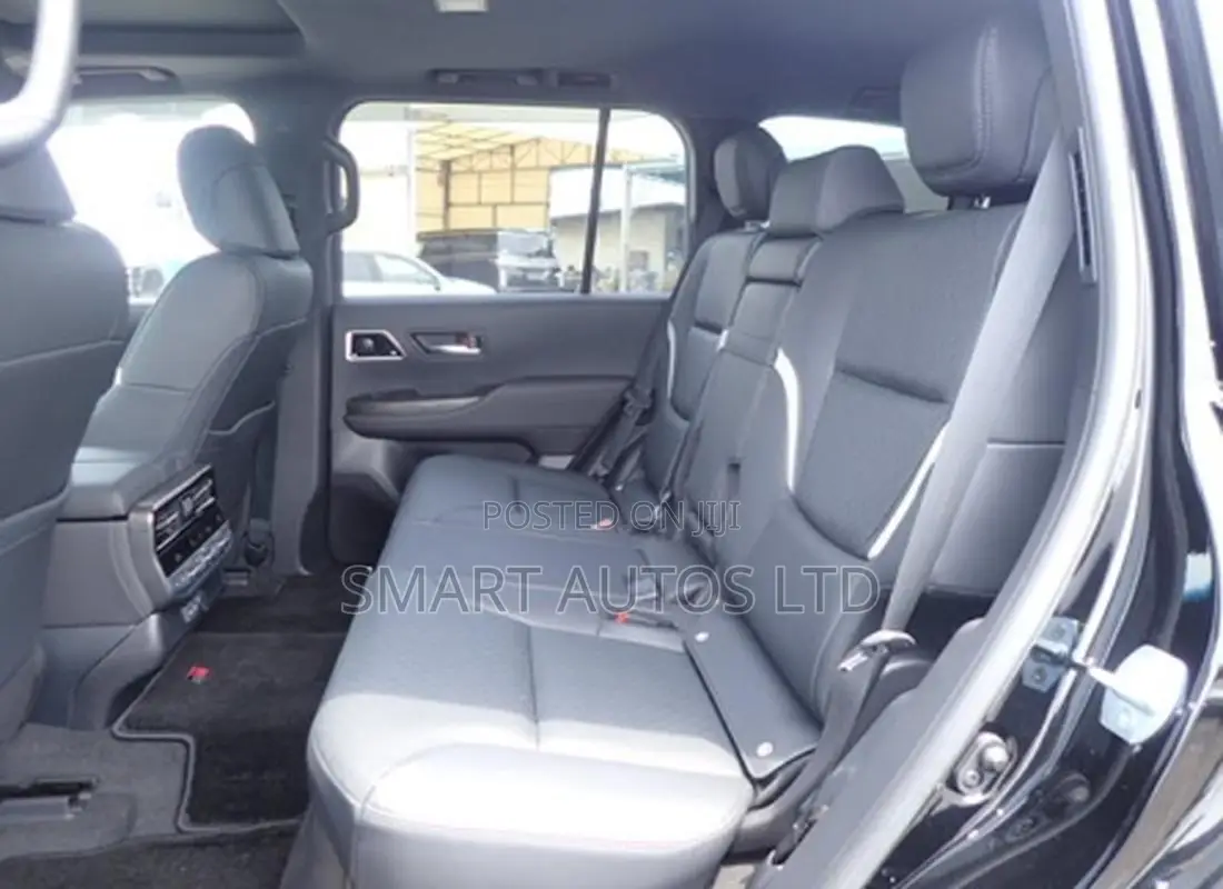 Toyota Land Cruiser 3.3 Diesel 4WD 2022 Black