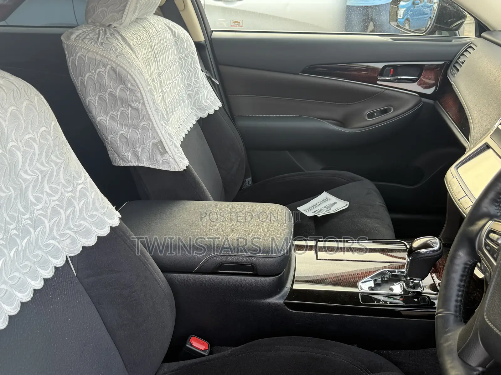 Toyota Crown 2018 Black