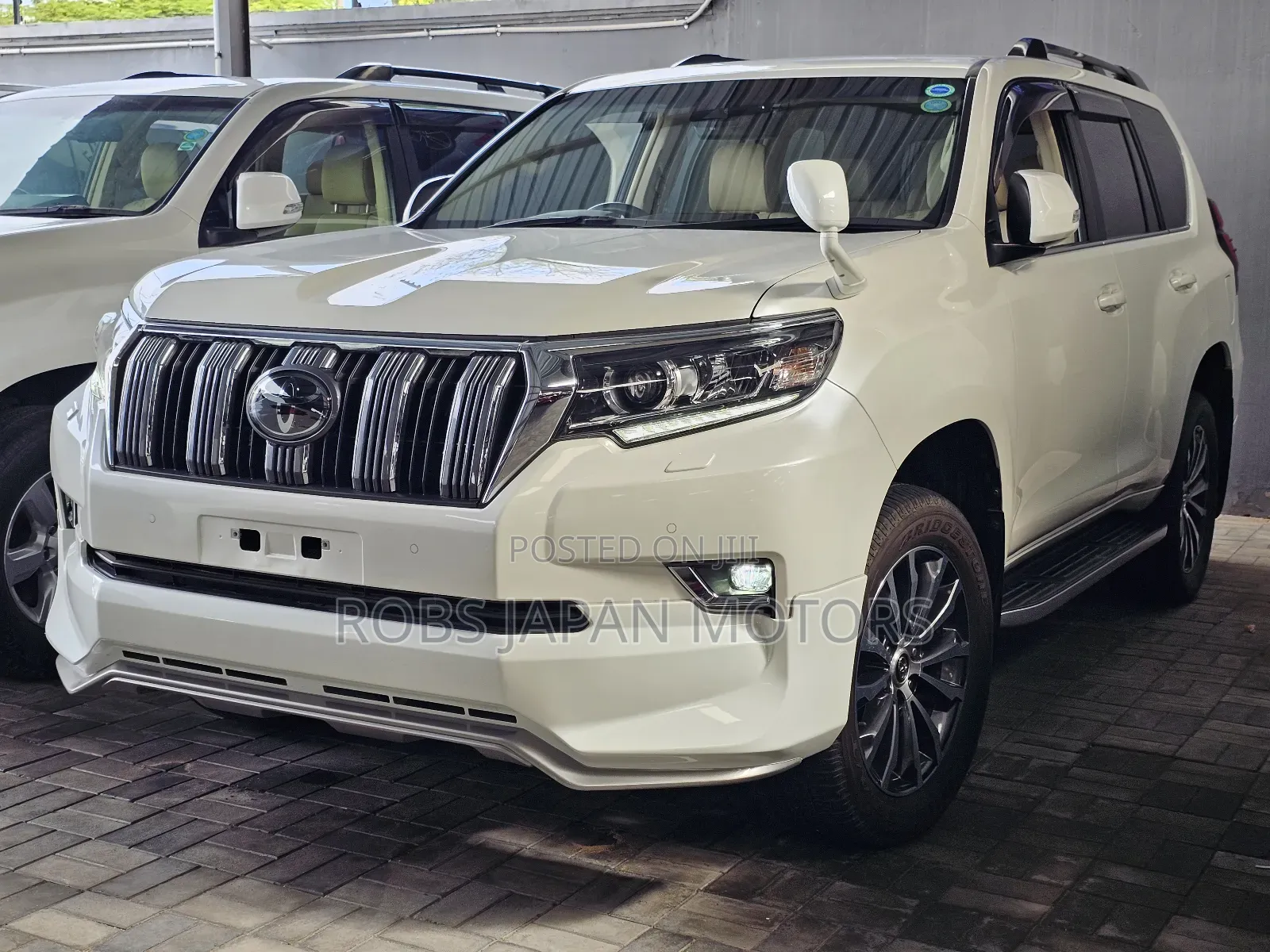 Toyota Land Cruiser Prado 2.8 2019 Off white