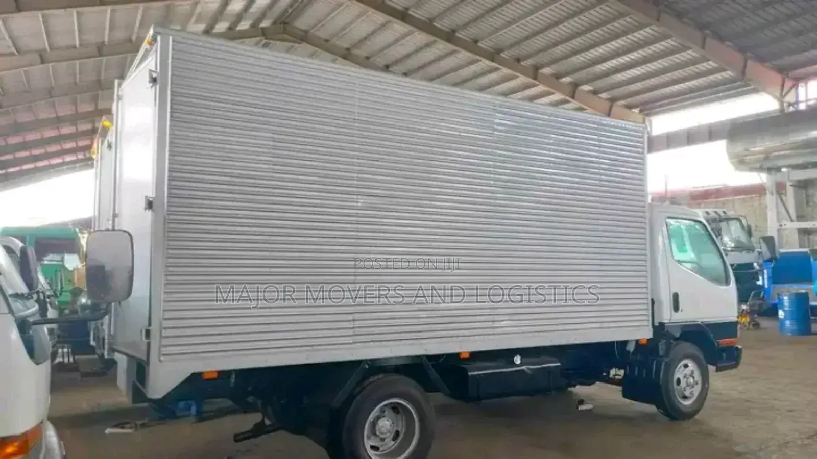 Lorry/Truck Available for Logistics Services
