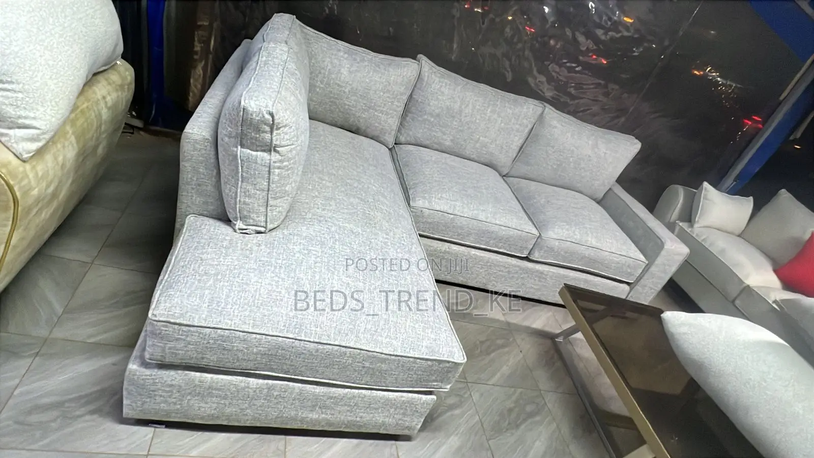 Super 6 Seater L Seat