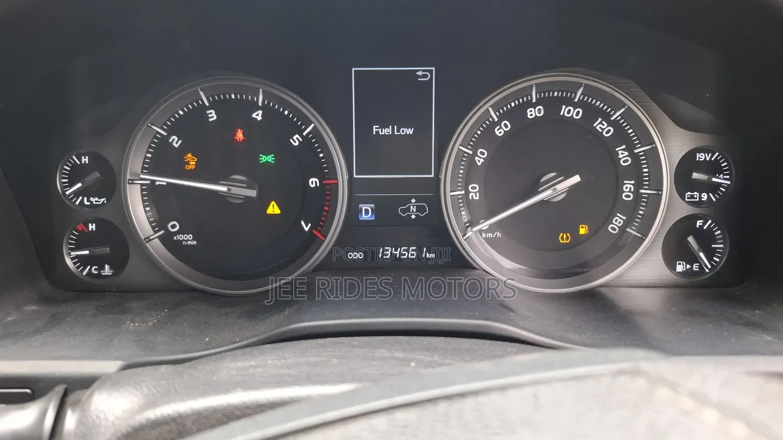 Toyota Land Cruiser 4.6 V8 ZX 2016 Black