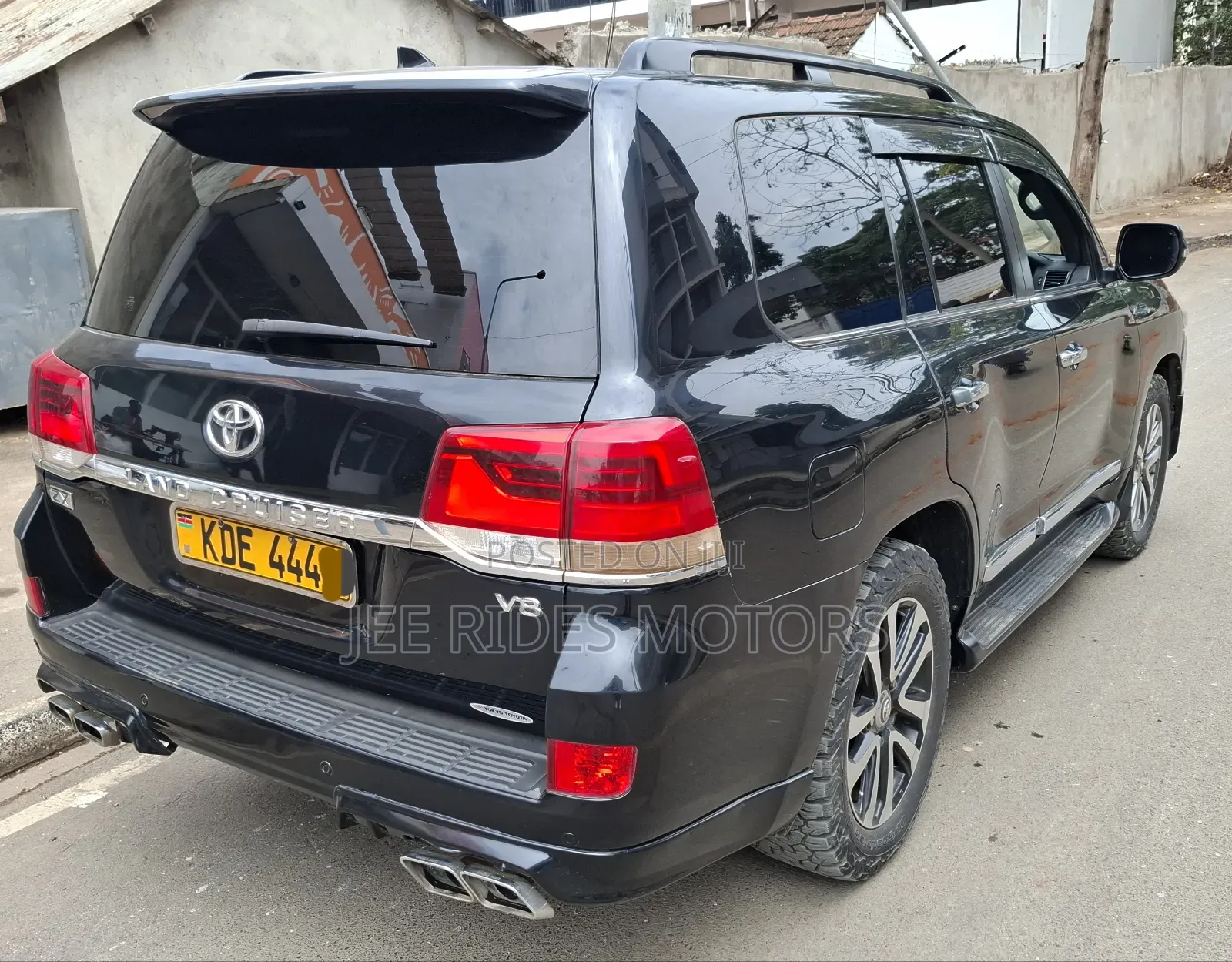 Toyota Land Cruiser 4.6 V8 ZX 2016 Black