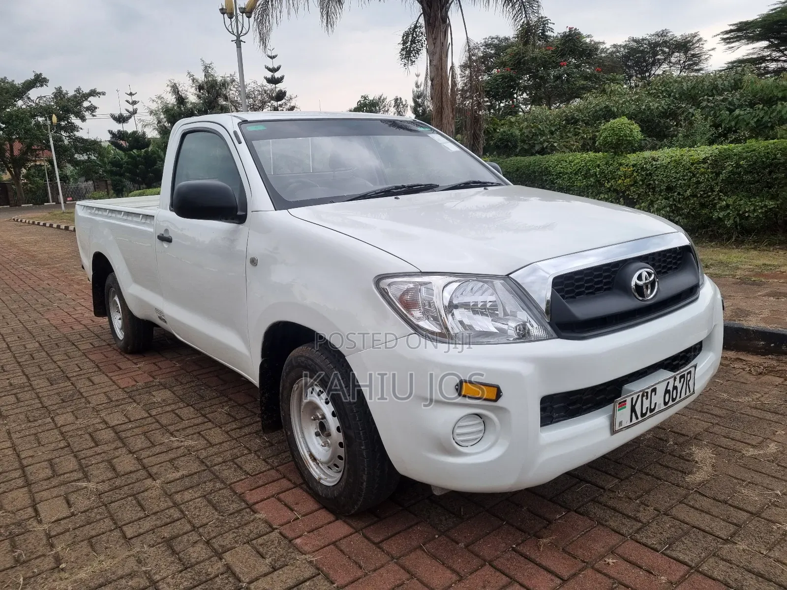 Toyota Hilux 2007 White