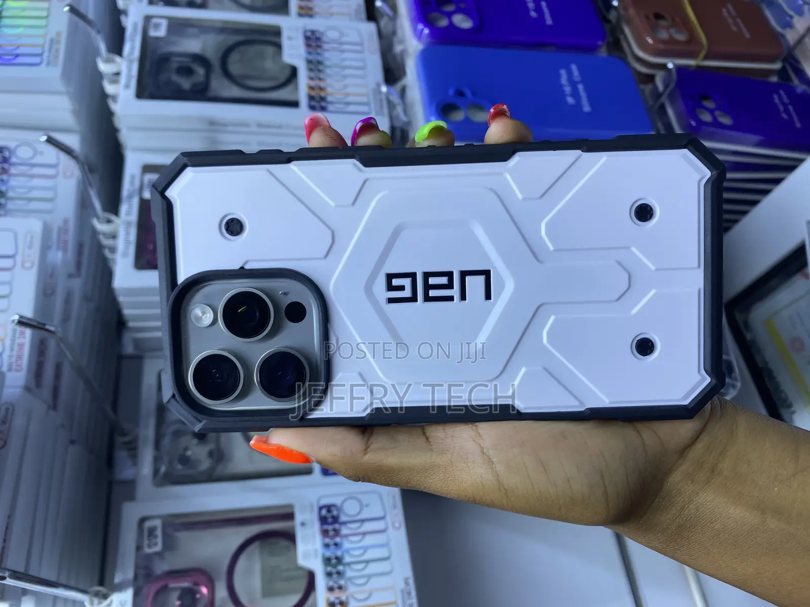 Tesa Urban Armor Gear Uag Monarch Rugged for iPhone 15 Pro Max