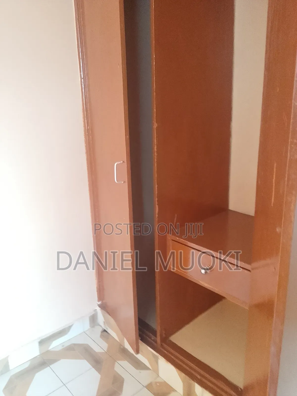 2 Bedrooms to Let