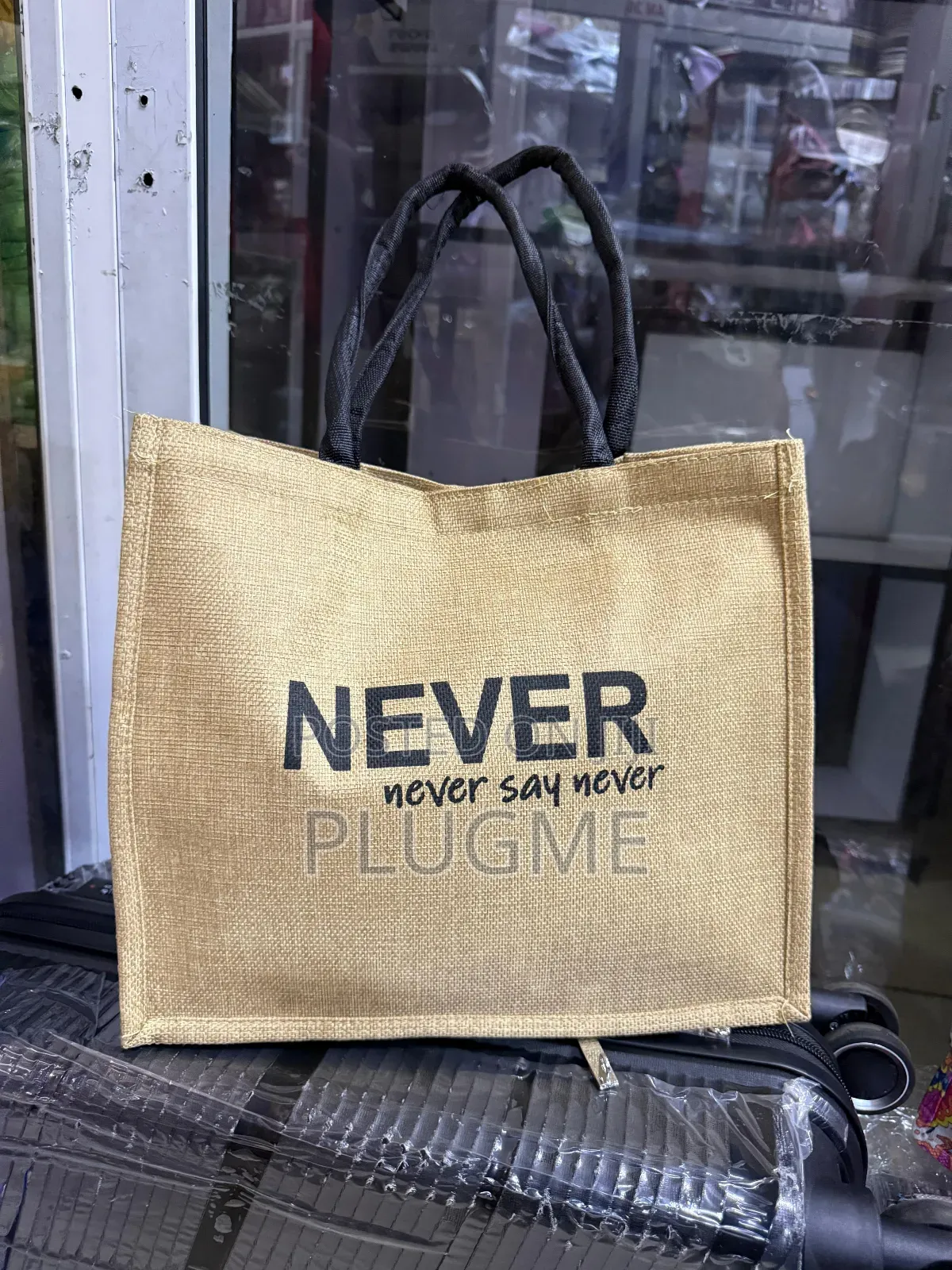 Eco-Friendly Jute Bag With Sturdy Handles
