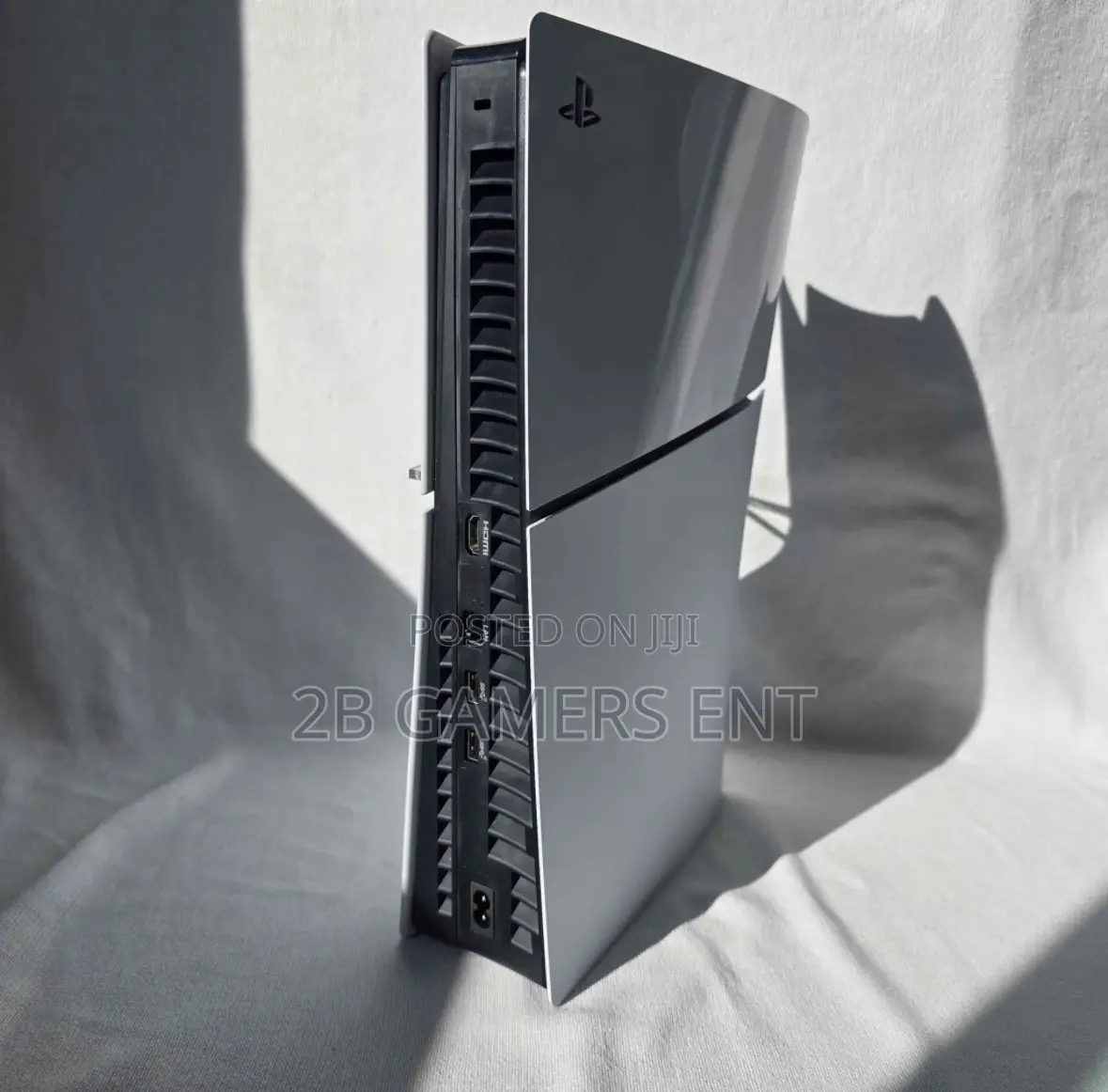 Slim Ps5 ,With Box 1 Month