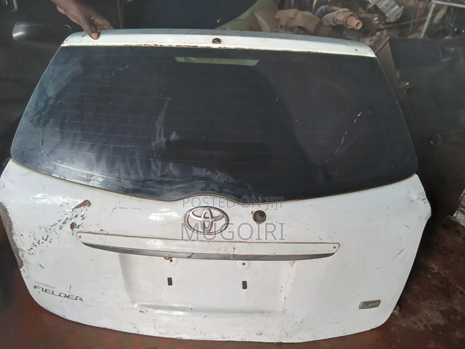 Toyota Fielder Boot