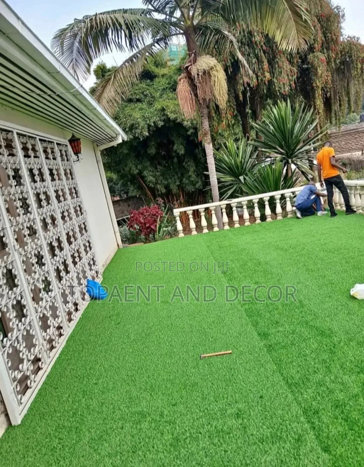 Thick Green Carpet for a Landscaping and Sports Use