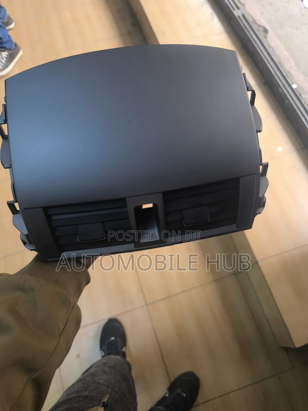 Toyota Axio Console With Vents