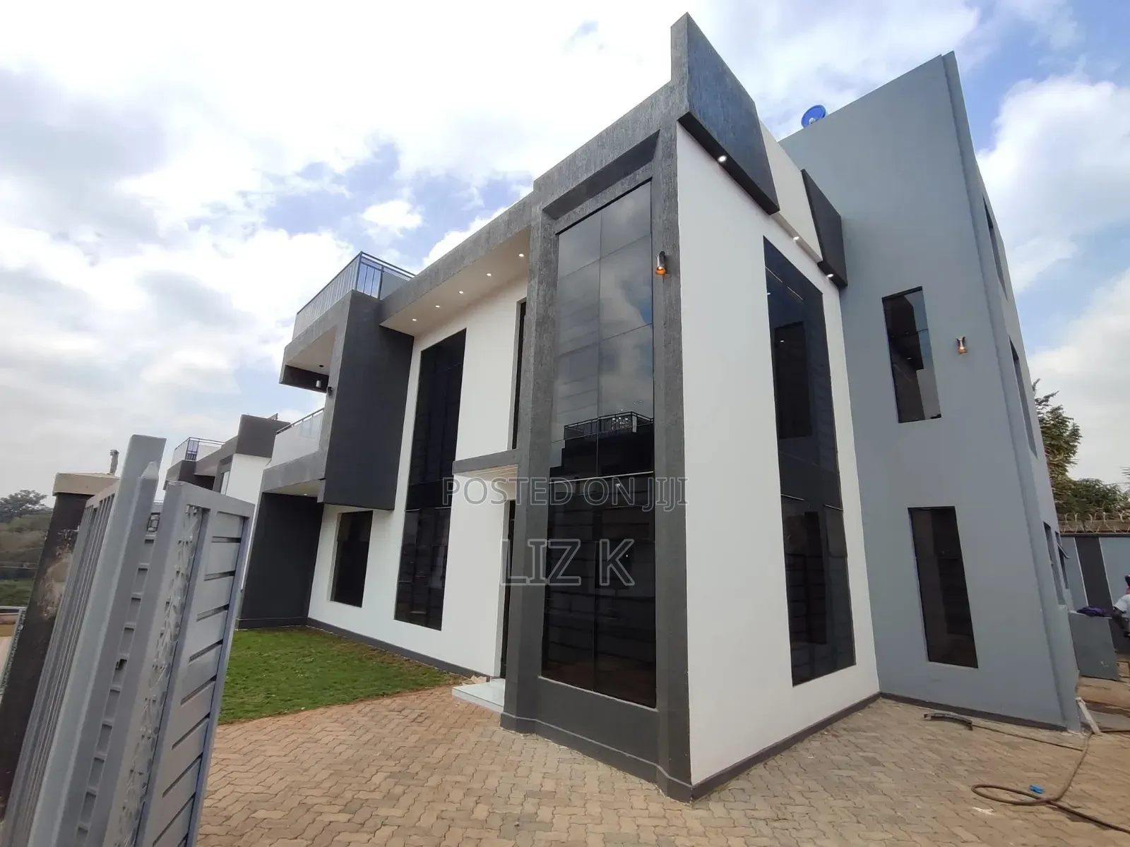 5bdrm Maisonette in Mugutha, Ruiru for sale