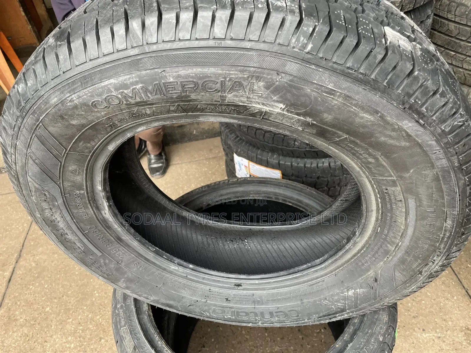 235/65r16 Centara