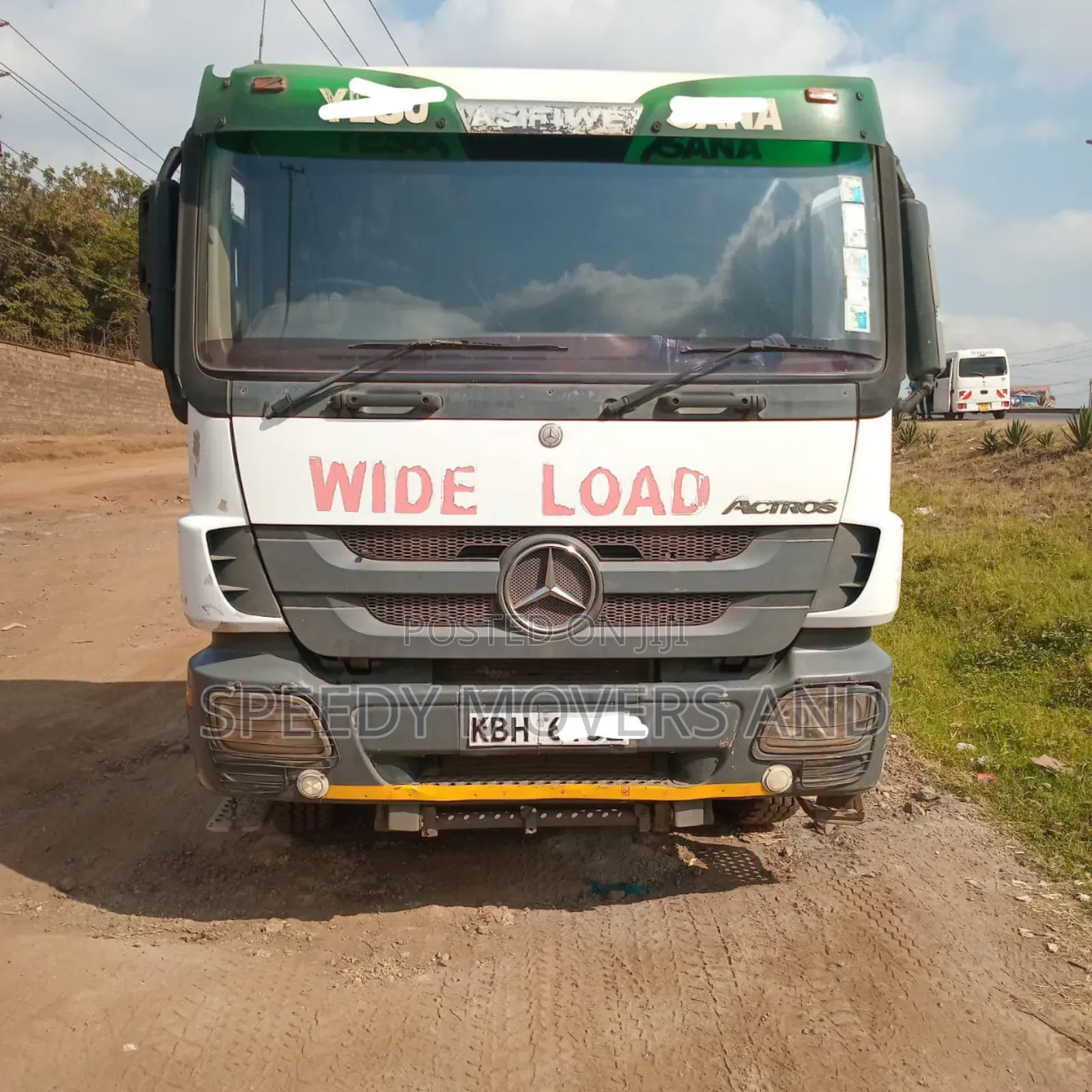 Trailers for Goods and Loose Cargoes Transport Accessible